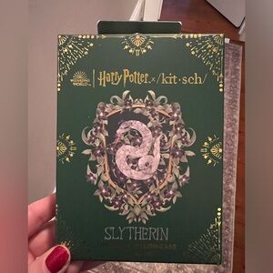 Kitsch Brand Harry Potter Slytherin Satin Pillowcase